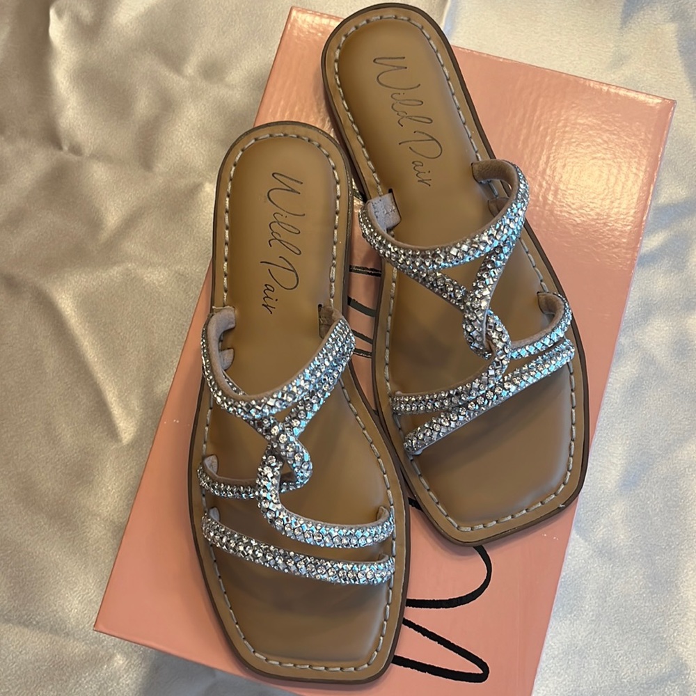 Women’s Size 7 - Wild Pair Gabryell Embellished Slip-On Flat Sandals NWT
